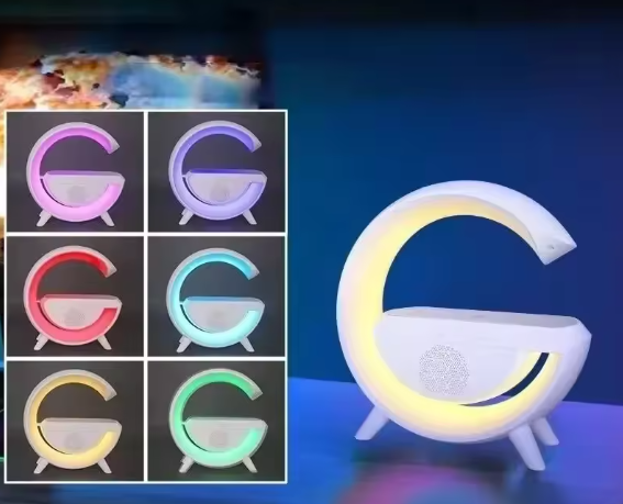 مكبر صوت بلوتوث بإضاءة LED وشحن لاسلكي – تصميم عصري متعدد الاستخدامات