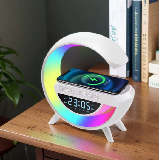 مكبر صوت ذكي BT-3401 بإضاءة LED وشحن لاسلكي – تصميم عصري متعدد الوظائف